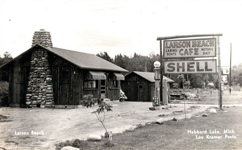 Larson Beach Cafe and Shell Gas Station